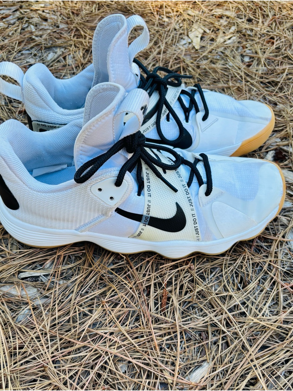 Nike React Hyperset Volleyball White & Black Sneakers with Gum Outsole Size 12